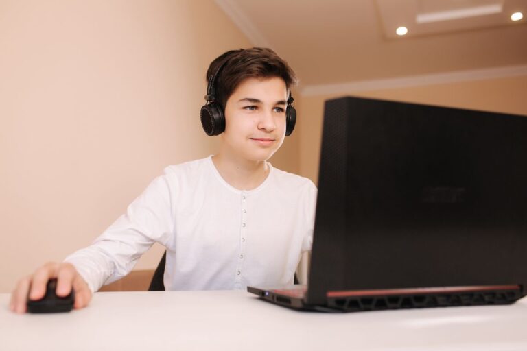 What-Does-Efficiency-Do-In-Minecraft